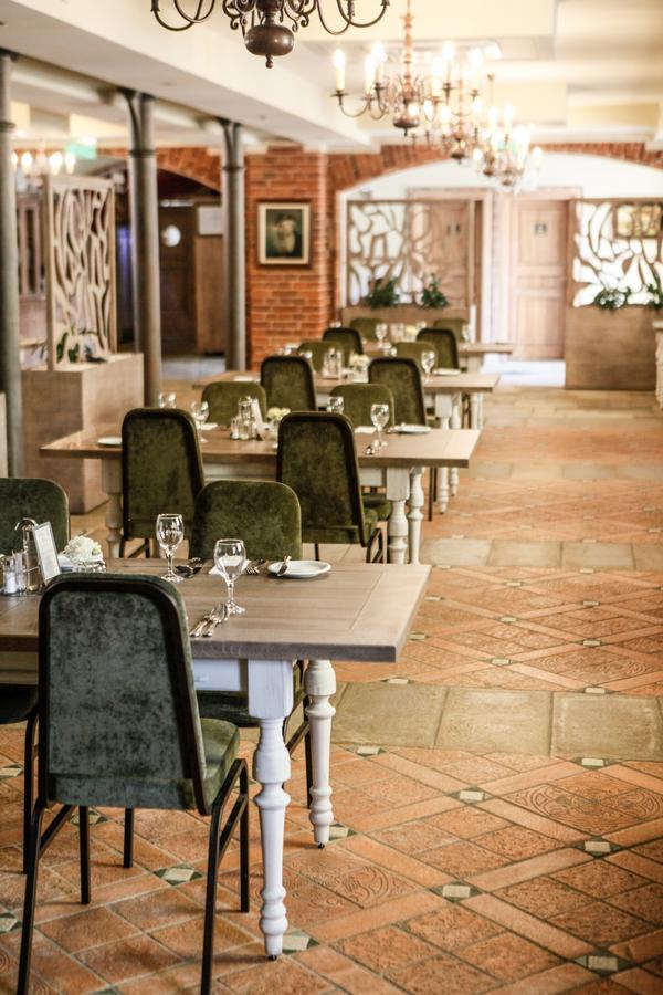 Hunor Hotel Es Etterem Vásárosnamény 外观 照片